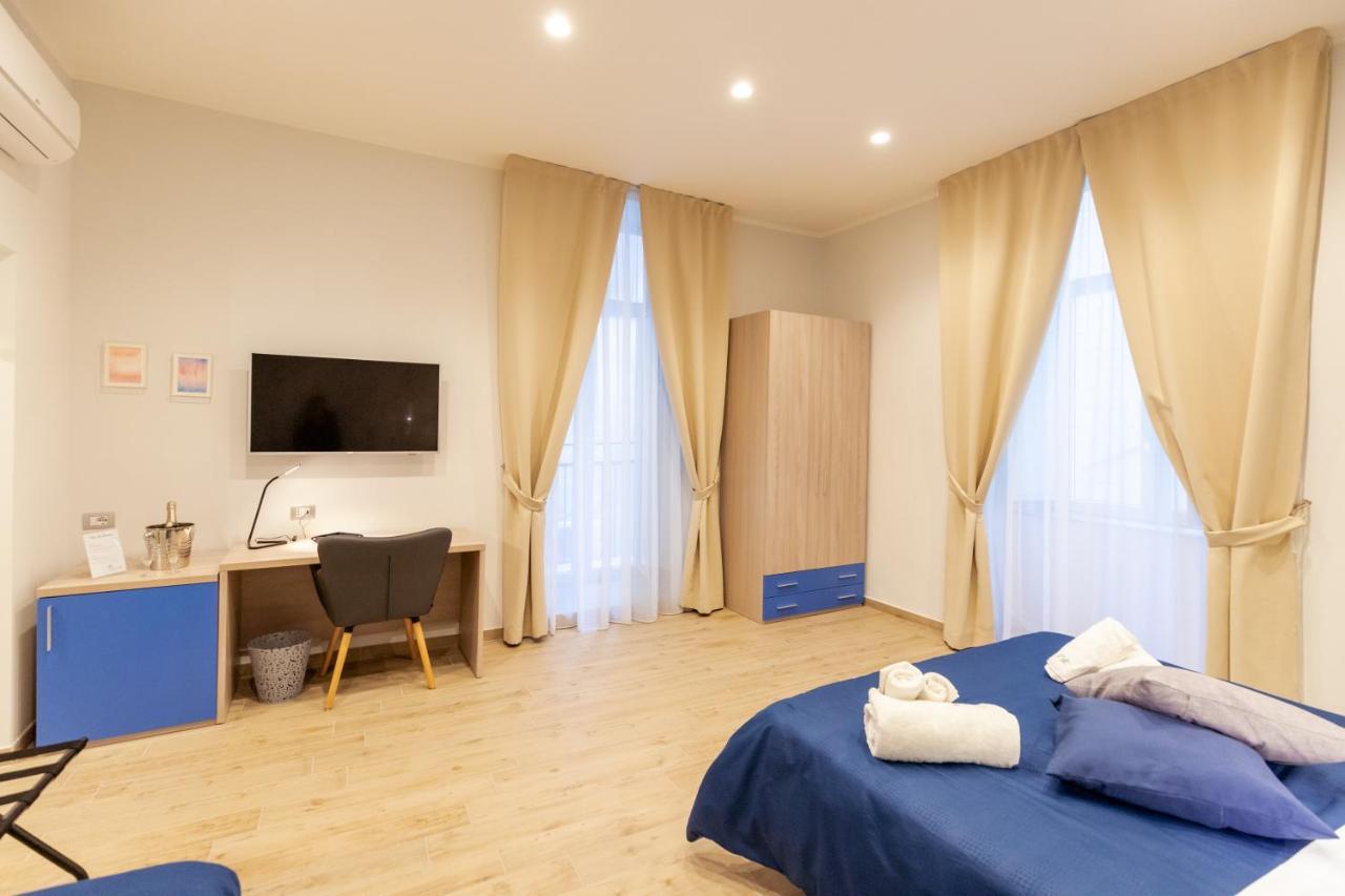 Toledo Rose Hotel Наполи Екстериор снимка